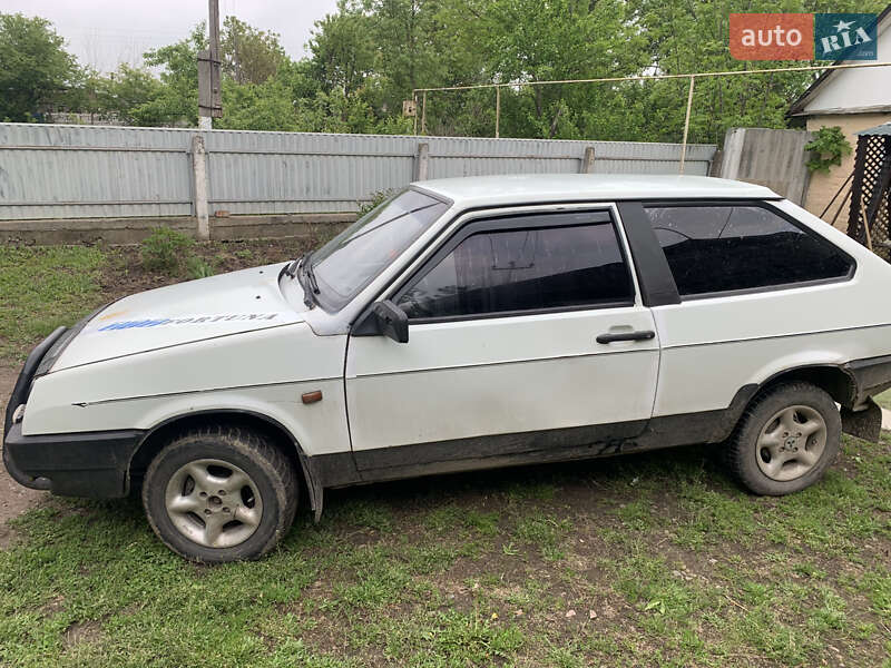 Хэтчбек ВАЗ / Lada 2108 1986 в Ильинцах фото 2 Хэтчбек ВАЗ / Lada 2108 1986 в Ильинцах