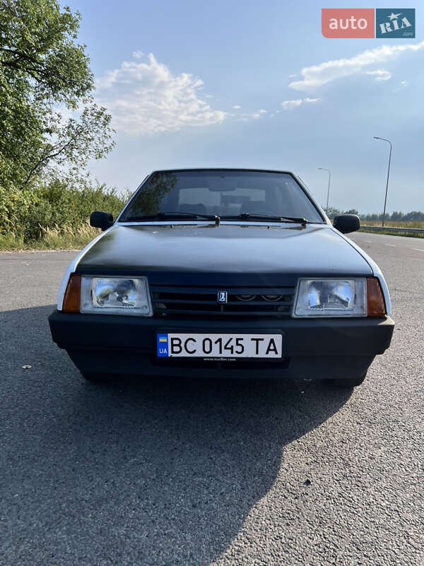 Хэтчбек ВАЗ 2108 1992 в 