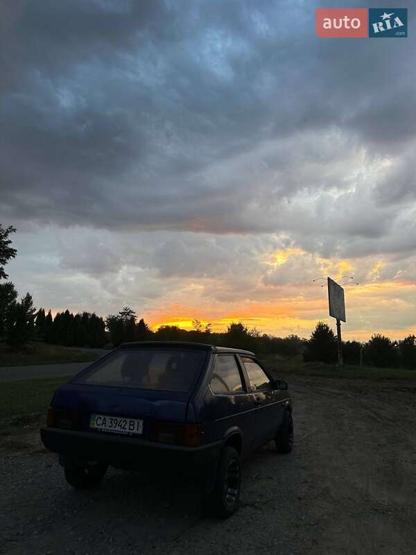 Хэтчбек ВАЗ / Lada 2108 1989 в Чигирине