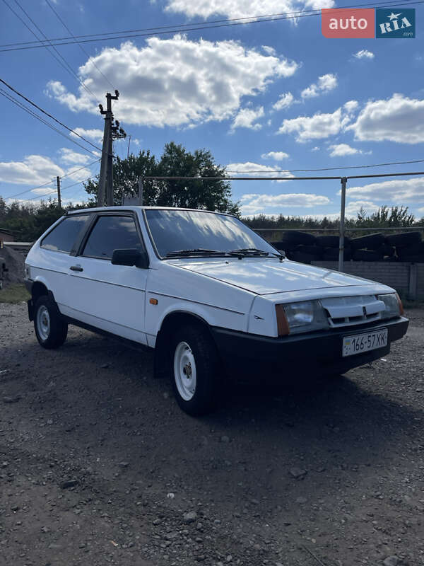 Хэтчбек ВАЗ 2108 1987 в 