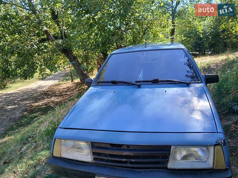 Хэтчбек ВАЗ 2108 1987 в 