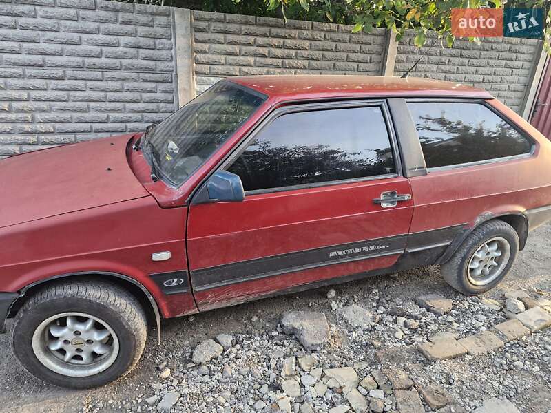 Хэтчбек ВАЗ 2108 1992 в 