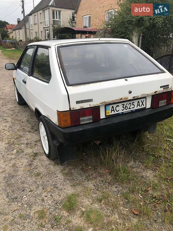 Хэтчбек ВАЗ / Lada 2108 1986 в Луцке