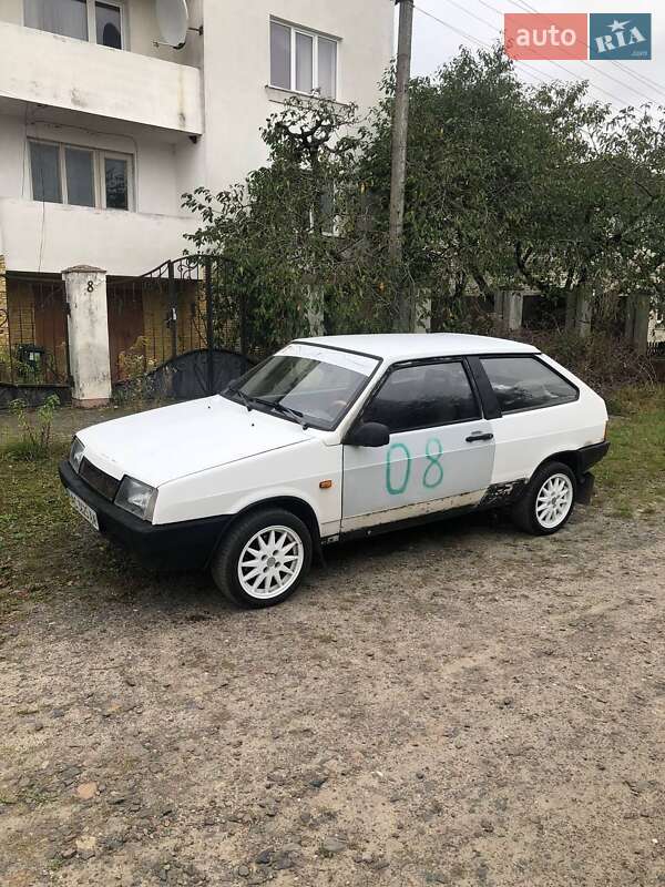 Хэтчбек ВАЗ / Lada 2108 1986 в Луцке