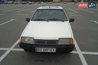 Хэтчбек ВАЗ 2108 1992 в 
