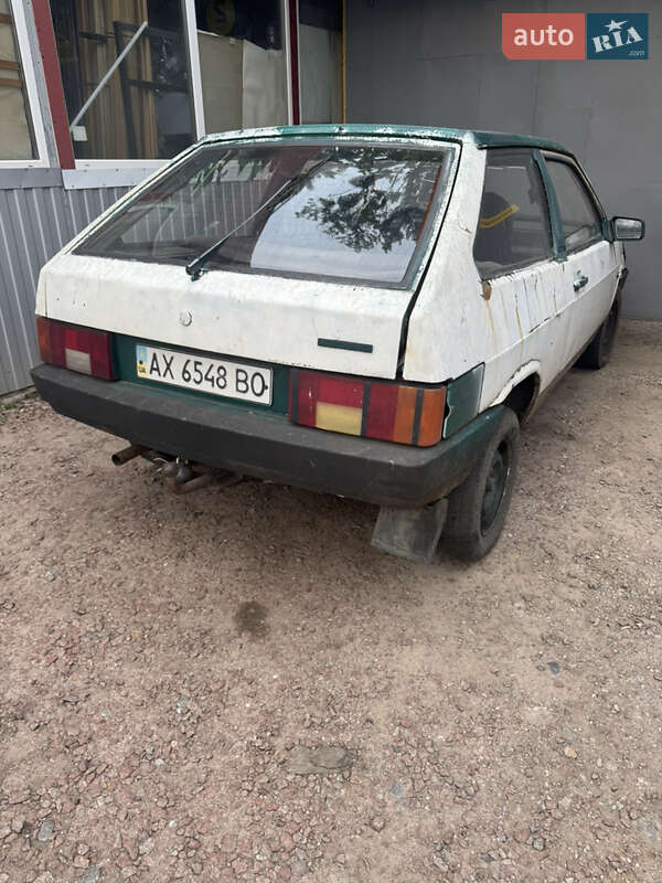 Хэтчбек ВАЗ / Lada 2108 2000 в Харькове