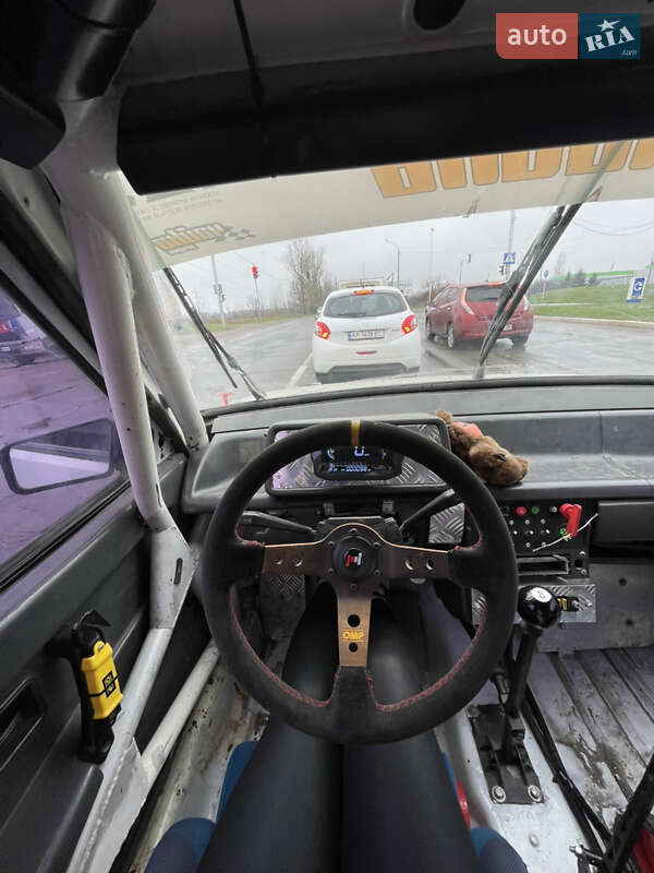 Хэтчбек ВАЗ / Lada 2108 1992 в Киеве