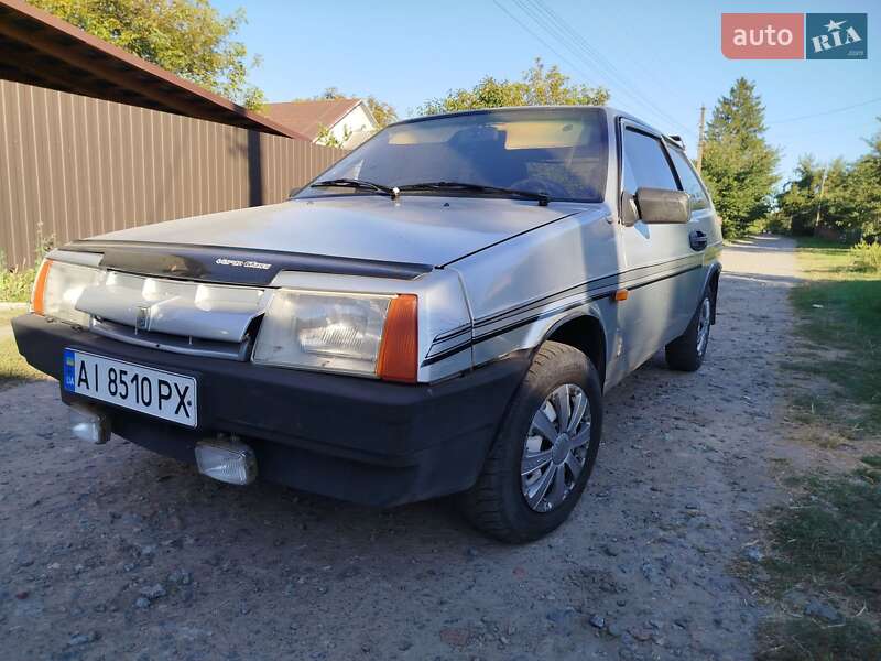 Хэтчбек ВАЗ / Lada 2108 1993 в Бородянке