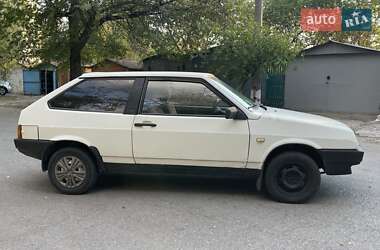 Хэтчбек ВАЗ 2108 1992 в 