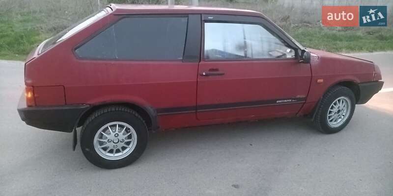 Хэтчбек ВАЗ / Lada 2108 1990 в Киеве