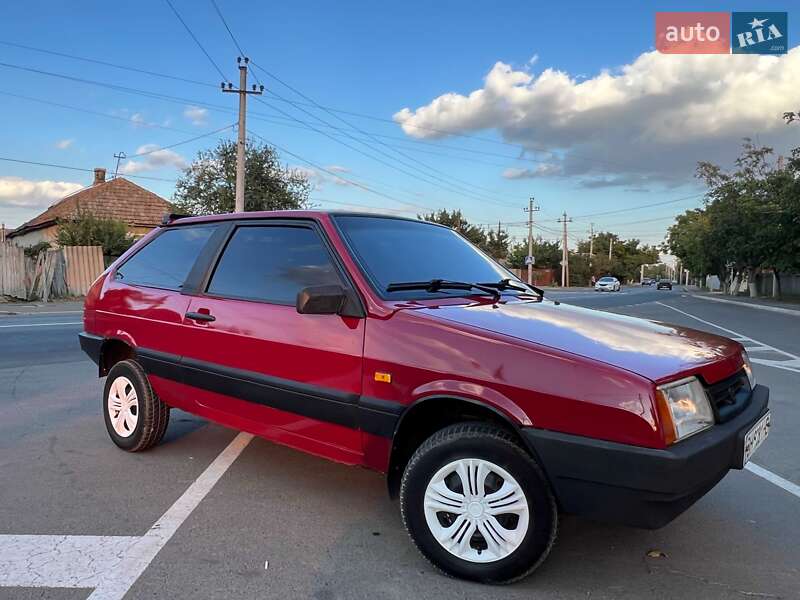 Хэтчбек ВАЗ / Lada 2108 1991 в Измаиле
