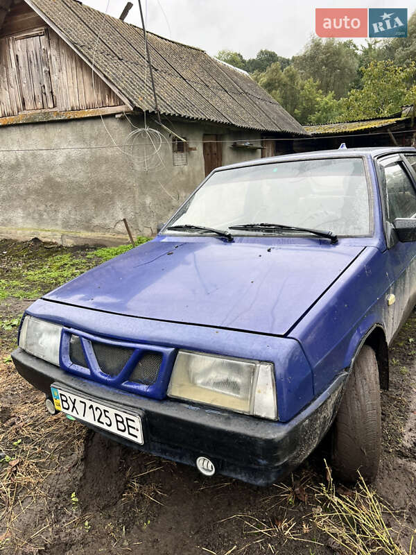 Хэтчбек ВАЗ / Lada 2108 1989 в Староконстантинове