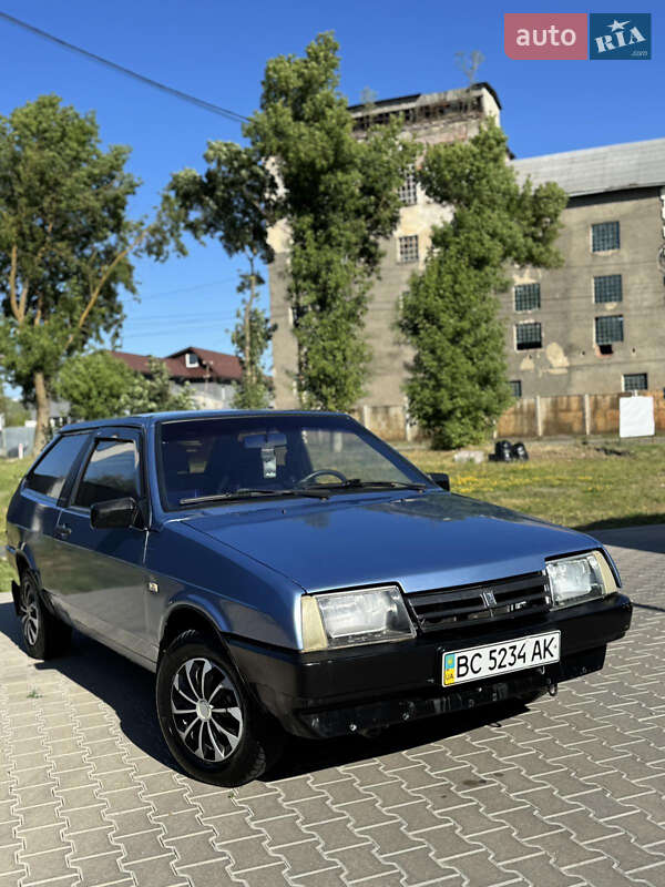 Хэтчбек ВАЗ 2108 1987 в 