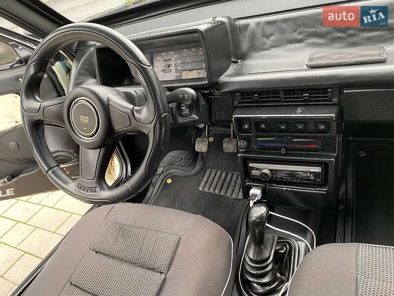 Хэтчбек ВАЗ / Lada 2108 1988 в Ивано-Франковске