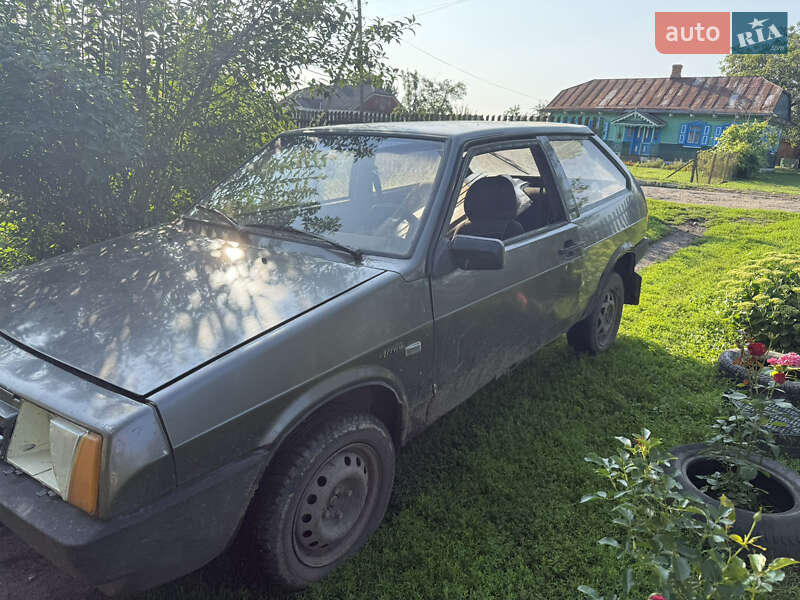 Хэтчбек ВАЗ / Lada 2108 1990 в Владимире