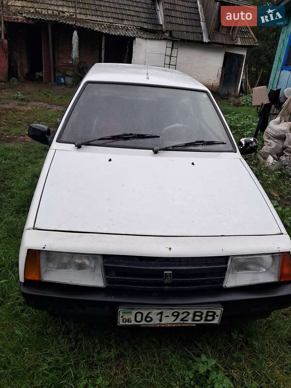 Хетчбек ВАЗ / Lada 2108 1989 в Чуднові