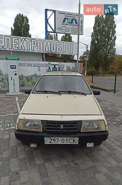 Хэтчбек ВАЗ 2108 1987 в 