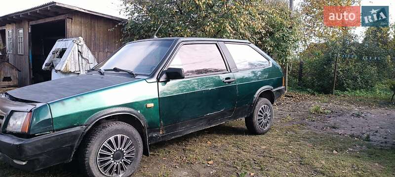 Хэтчбек ВАЗ / Lada 2108 1986 в Остроге фото 6 Хэтчбек ВАЗ / Lada 2108 1986 в Остроге