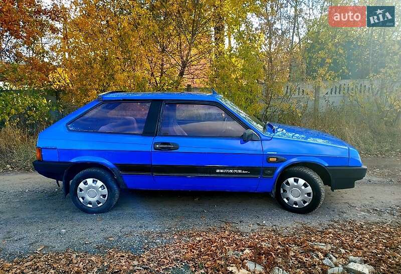 Хэтчбек ВАЗ / Lada 2108 1990 в Хороле