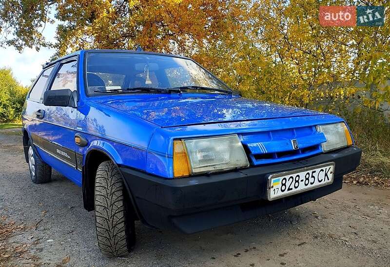 Хэтчбек ВАЗ / Lada 2108 1990 в Хороле