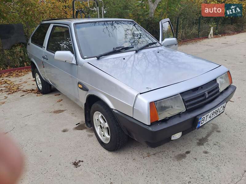 Хэтчбек ВАЗ / Lada 2108 1991 в Херсоне