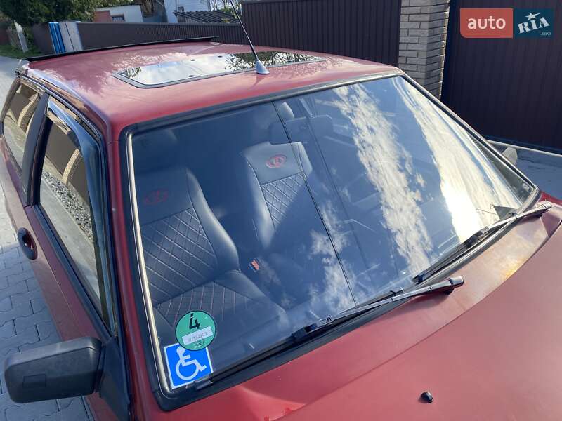 Хэтчбек ВАЗ / Lada 2108 1990 в Черновцах