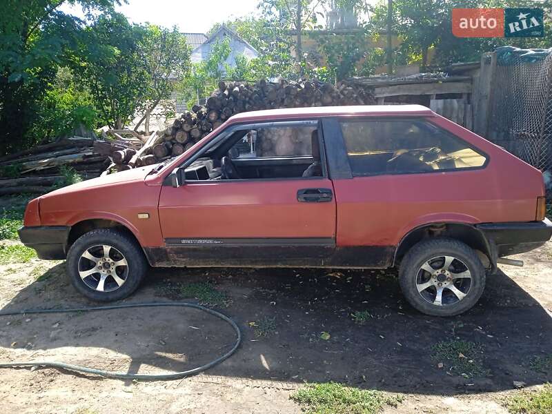 Хэтчбек ВАЗ / Lada 2108 1990 в Томашполе фото 5 Хэтчбек ВАЗ / Lada 2108 1990 в Томашполе