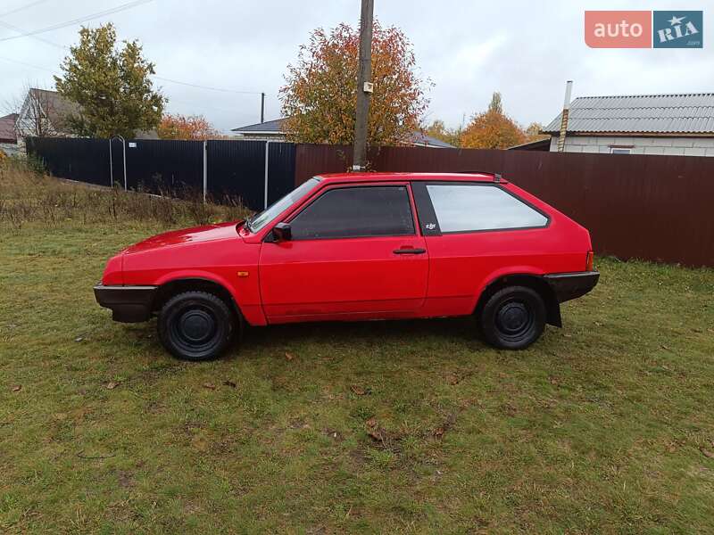 Хетчбек ВАЗ / Lada 2108 1987 в Ромнах фото 5 Хетчбек ВАЗ / Lada 2108 1987 в Ромнах