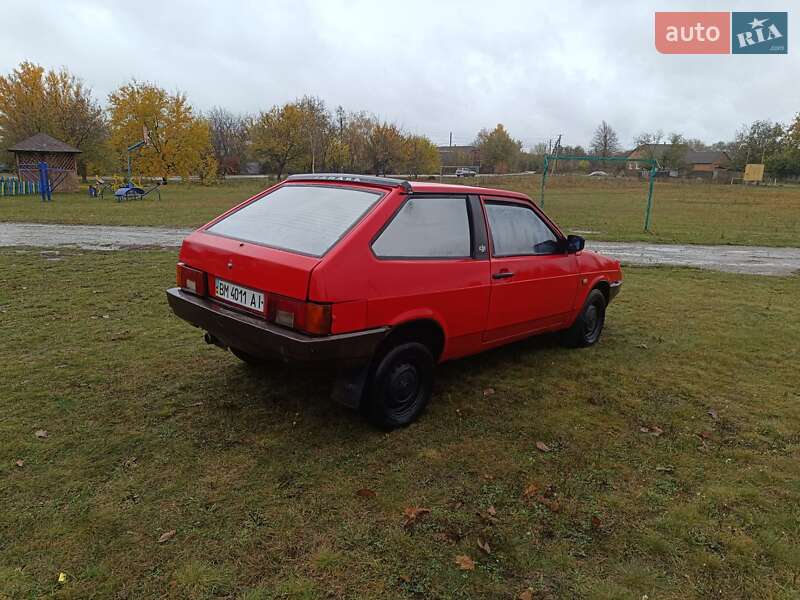 Хетчбек ВАЗ / Lada 2108 1987 в Ромнах фото 9 Хетчбек ВАЗ / Lada 2108 1987 в Ромнах