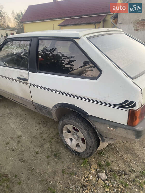 Хетчбек ВАЗ / Lada 2108 1990 в Миколаєві