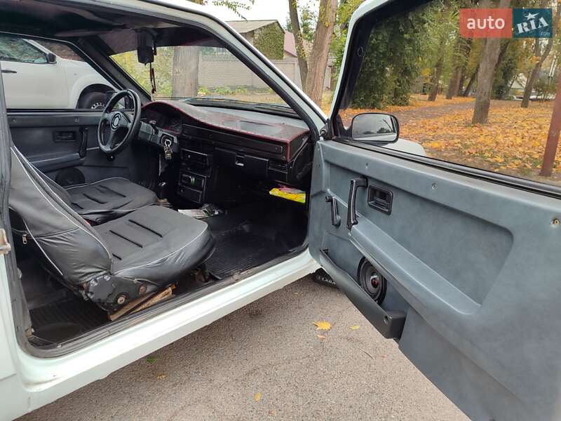 Хетчбек ВАЗ / Lada 2108 1996 в Дніпрі