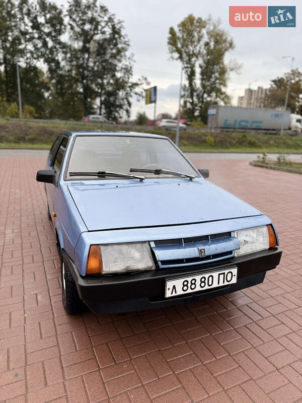 Хэтчбек ВАЗ 2108 1988 в 