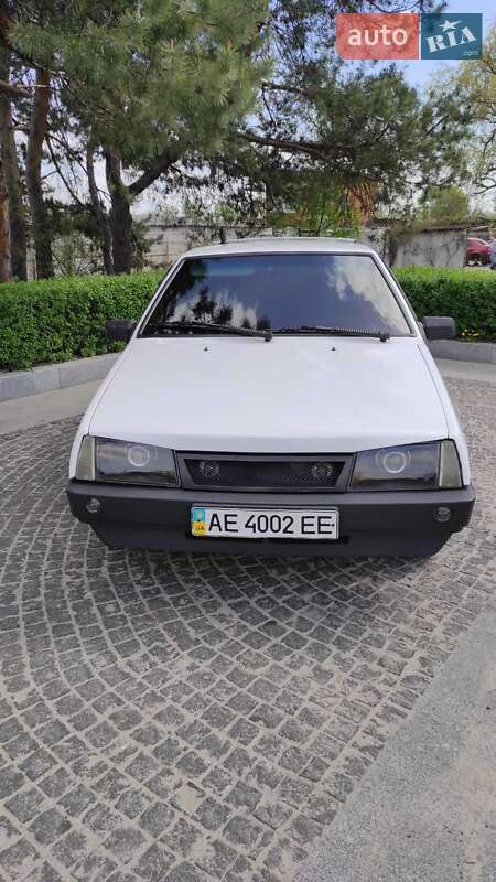 Хэтчбек ВАЗ / Lada 2108 1989 в Першотравенске