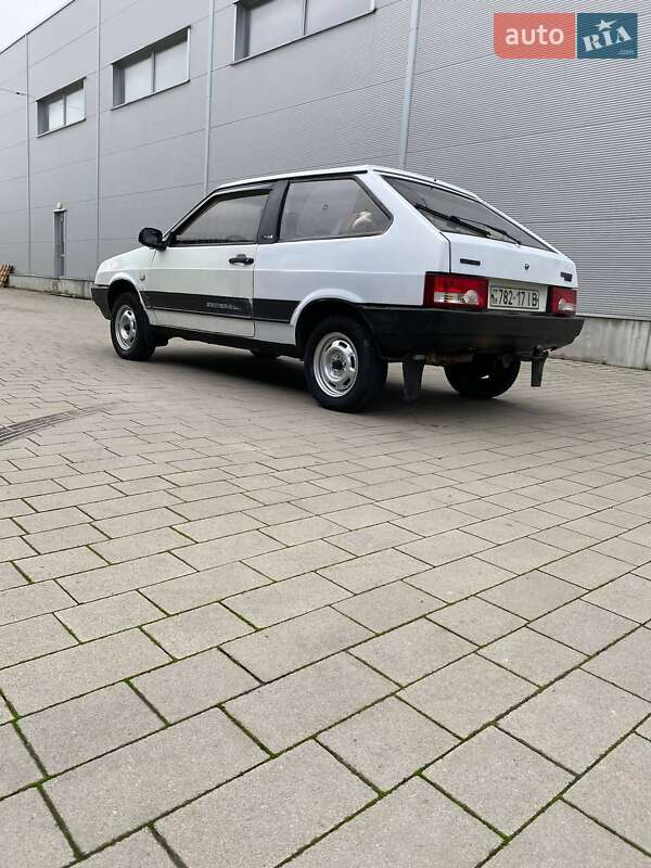 Хетчбек ВАЗ / Lada 2108 1988 в Івано-Франківську фото 6 Хетчбек ВАЗ / Lada 2108 1988 в Івано-Франківську