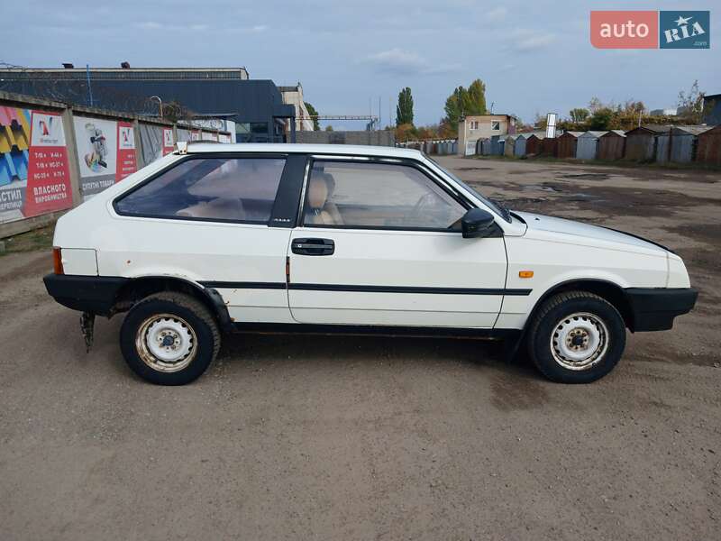 Хетчбек ВАЗ / Lada 2108 1987 в Великому Бурлуку фото 7 Хетчбек ВАЗ / Lada 2108 1987 в Великому Бурлуку