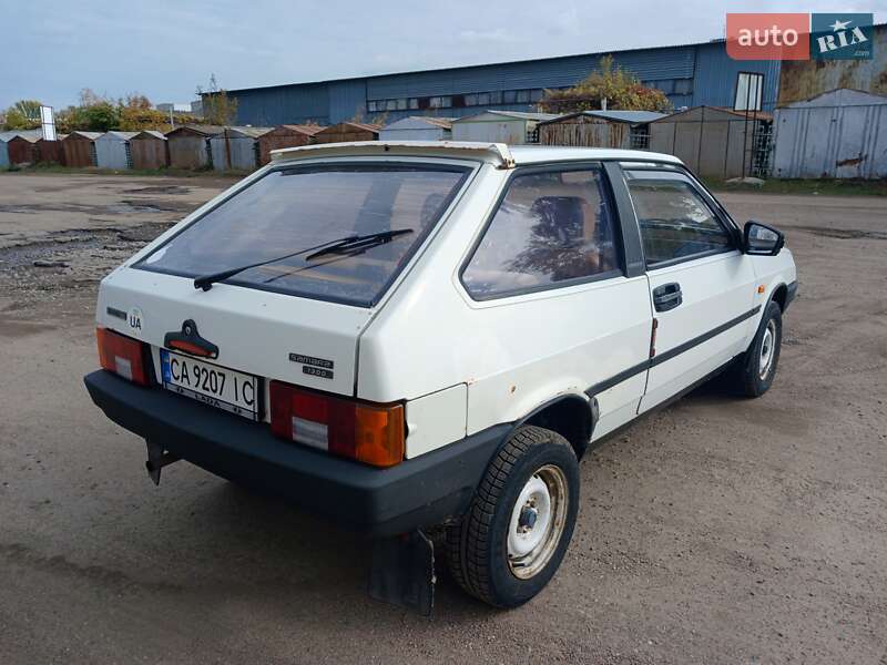 Хетчбек ВАЗ / Lada 2108 1987 в Великому Бурлуку фото 6 Хетчбек ВАЗ / Lada 2108 1987 в Великому Бурлуку