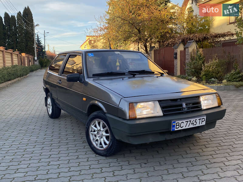 Хетчбек ВАЗ / Lada 2108 1991 в Львові