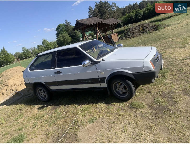 Хэтчбек ВАЗ / Lada 2108 1987 в Судовой Вишне фото 3 Хэтчбек ВАЗ / Lada 2108 1987 в Судовой Вишне