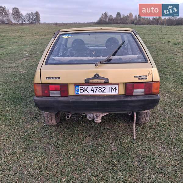 Хетчбек ВАЗ / Lada 2108 1986 в Клевані фото 6 Хетчбек ВАЗ / Lada 2108 1986 в Клевані