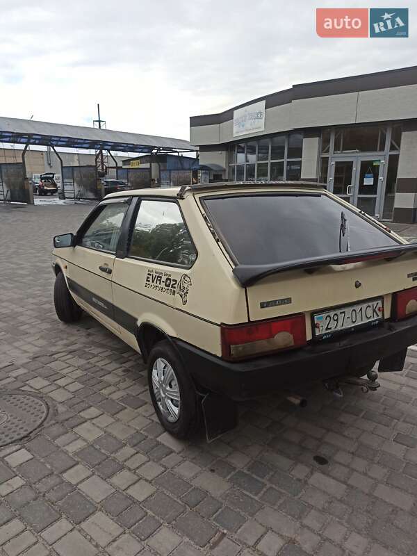 Хетчбек ВАЗ / Lada 2108 1987 в Горішніх Плавнях фото 6 Хетчбек ВАЗ / Lada 2108 1987 в Горішніх Плавнях