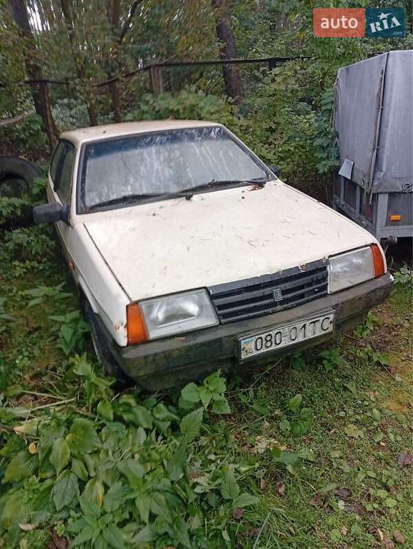 Хетчбек ВАЗ / Lada 2108 1996 в Львові фото 2 Хетчбек ВАЗ / Lada 2108 1996 в Львові