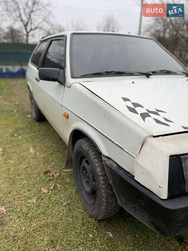 Хэтчбек ВАЗ / Lada 2108 1990 в Ровно