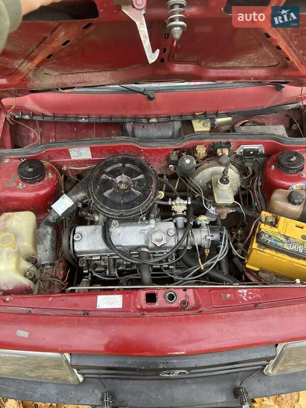 Хэтчбек ВАЗ / Lada 2108 1992 в Луцке фото 7 Хэтчбек ВАЗ / Lada 2108 1992 в Луцке