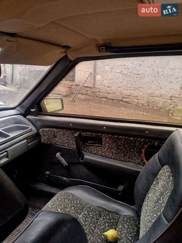 Хэтчбек ВАЗ / Lada 2108 1992 в Чемеровцах фото 2 Хэтчбек ВАЗ / Lada 2108 1992 в Чемеровцах