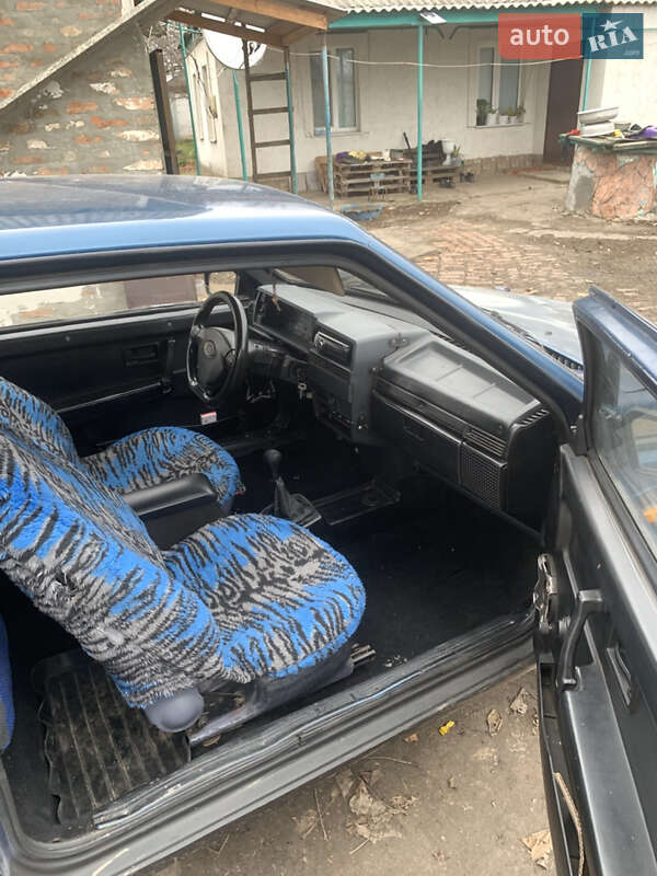 Хетчбек ВАЗ / Lada 2108 1996 в Кобеляках фото 9 Хетчбек ВАЗ / Lada 2108 1996 в Кобеляках