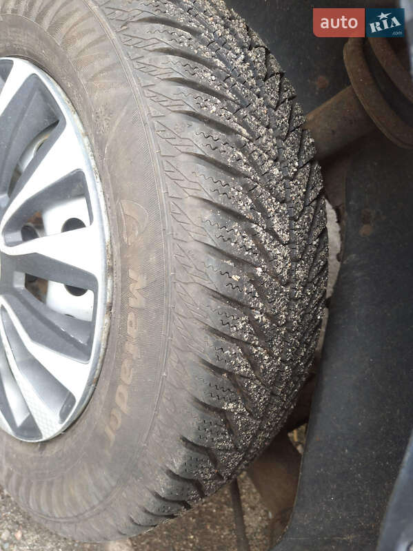 Хэтчбек ВАЗ / Lada 2108 1995 в Киеве фото 2 Хэтчбек ВАЗ / Lada 2108 1995 в Киеве