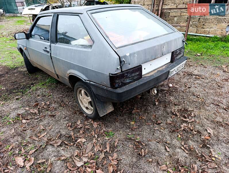 Хэтчбек ВАЗ / Lada 2108 1987 в Херсоне фото 2 Хэтчбек ВАЗ / Lada 2108 1987 в Херсоне