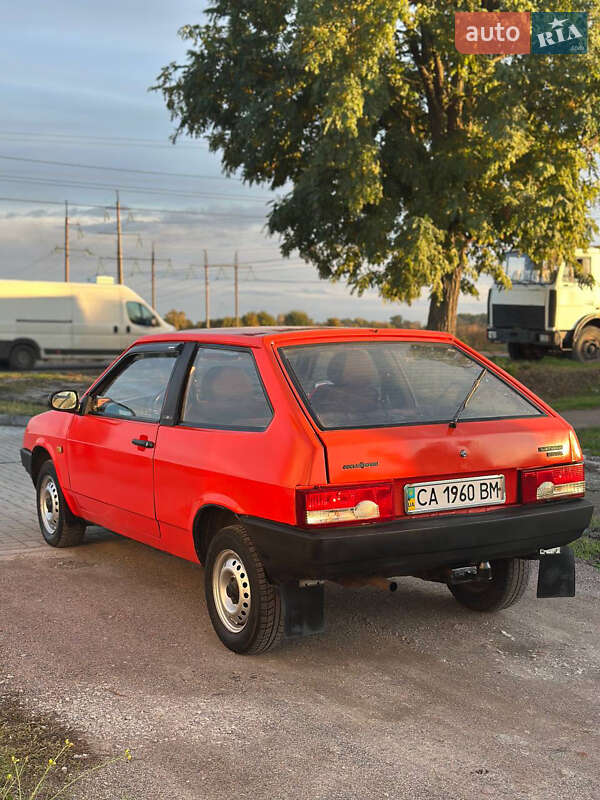 Хетчбек ВАЗ / Lada 2108 1992 в Черкасах фото 8 Хетчбек ВАЗ / Lada 2108 1992 в Черкасах