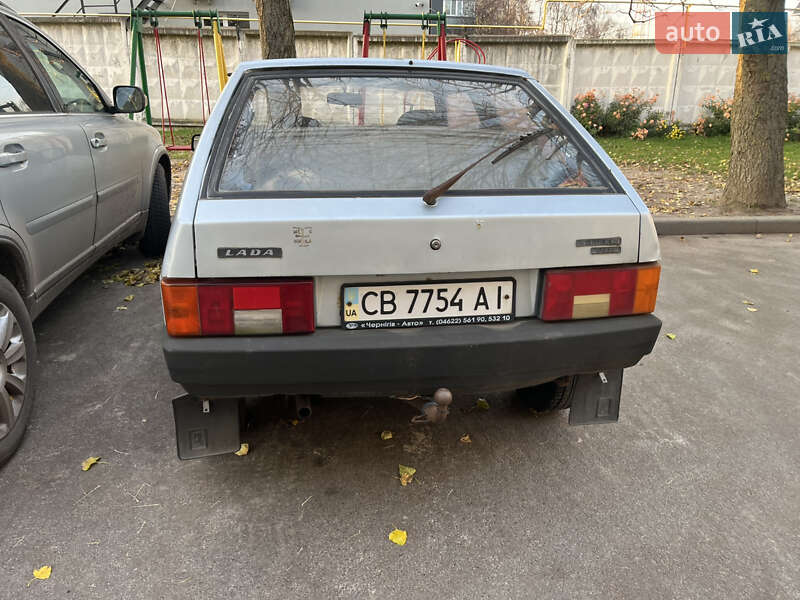 Хэтчбек ВАЗ / Lada 2108 1998 в Чернигове фото 3 Хэтчбек ВАЗ / Lada 2108 1998 в Чернигове