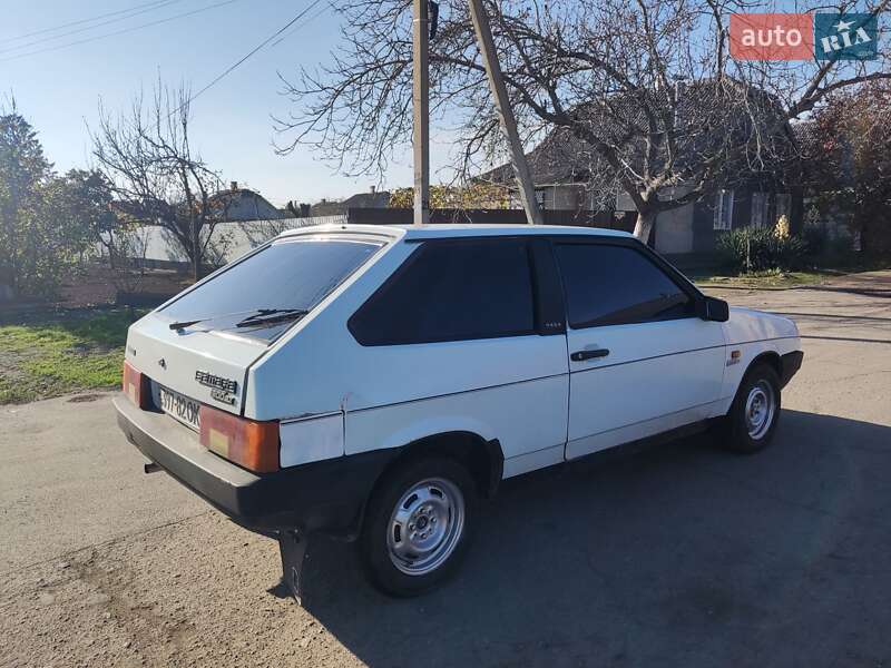 Хэтчбек ВАЗ / Lada 2108 1996 в Измаиле